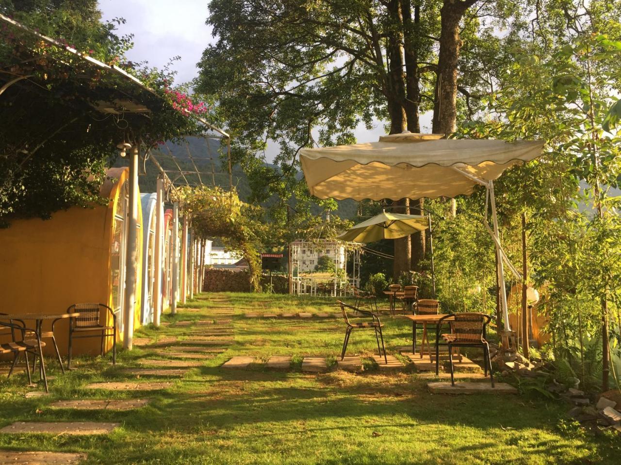 Ong Vang Meo Vac Hotel エクステリア 写真